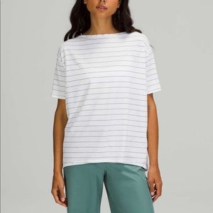 lululemon Back in Action Short Sleeve